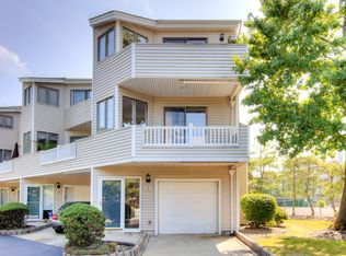 12 Seawinds Way, Long Branch, NJ 07740