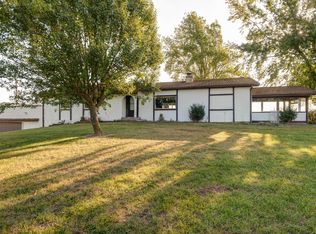 1320 State Highway C, Seymour, MO 65746