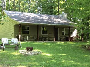 N13270 Finch Ln, Athelstane, WI 54104