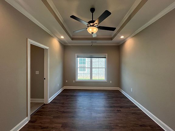 5th image of 1083 County House Ln