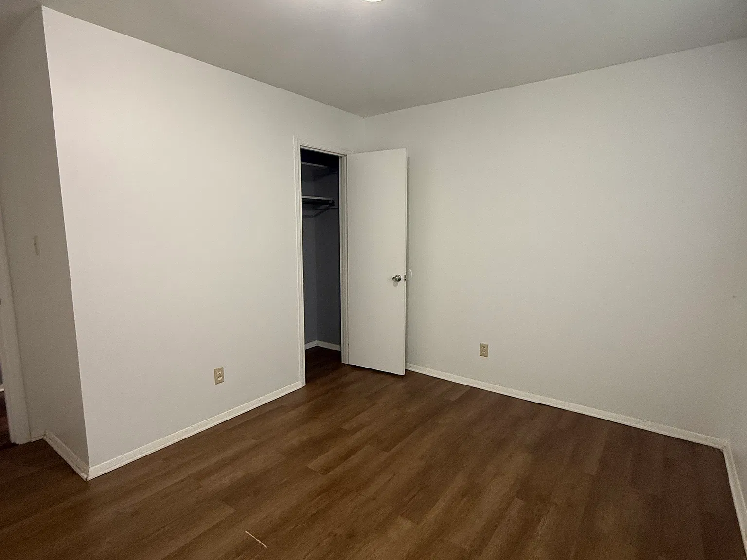 1310 Queens Rd — Photo 4