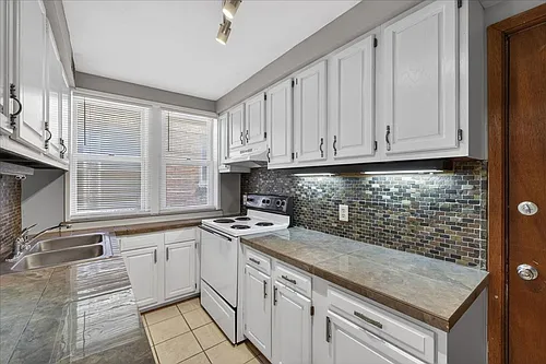 4521 Shenandoah Ave #2W Photo 1