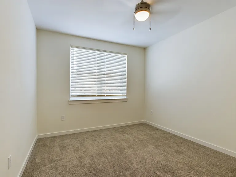 Sanctuary Bluff Apartments — Photo 96