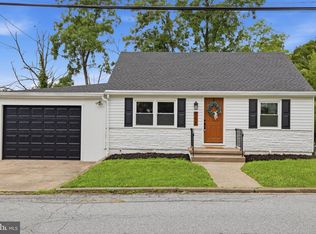 551 West Dr, Harrisburg, PA 17111