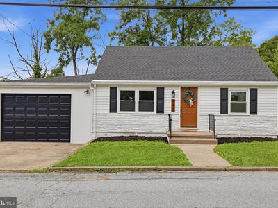 551 West Dr, Harrisburg, PA, 17111
