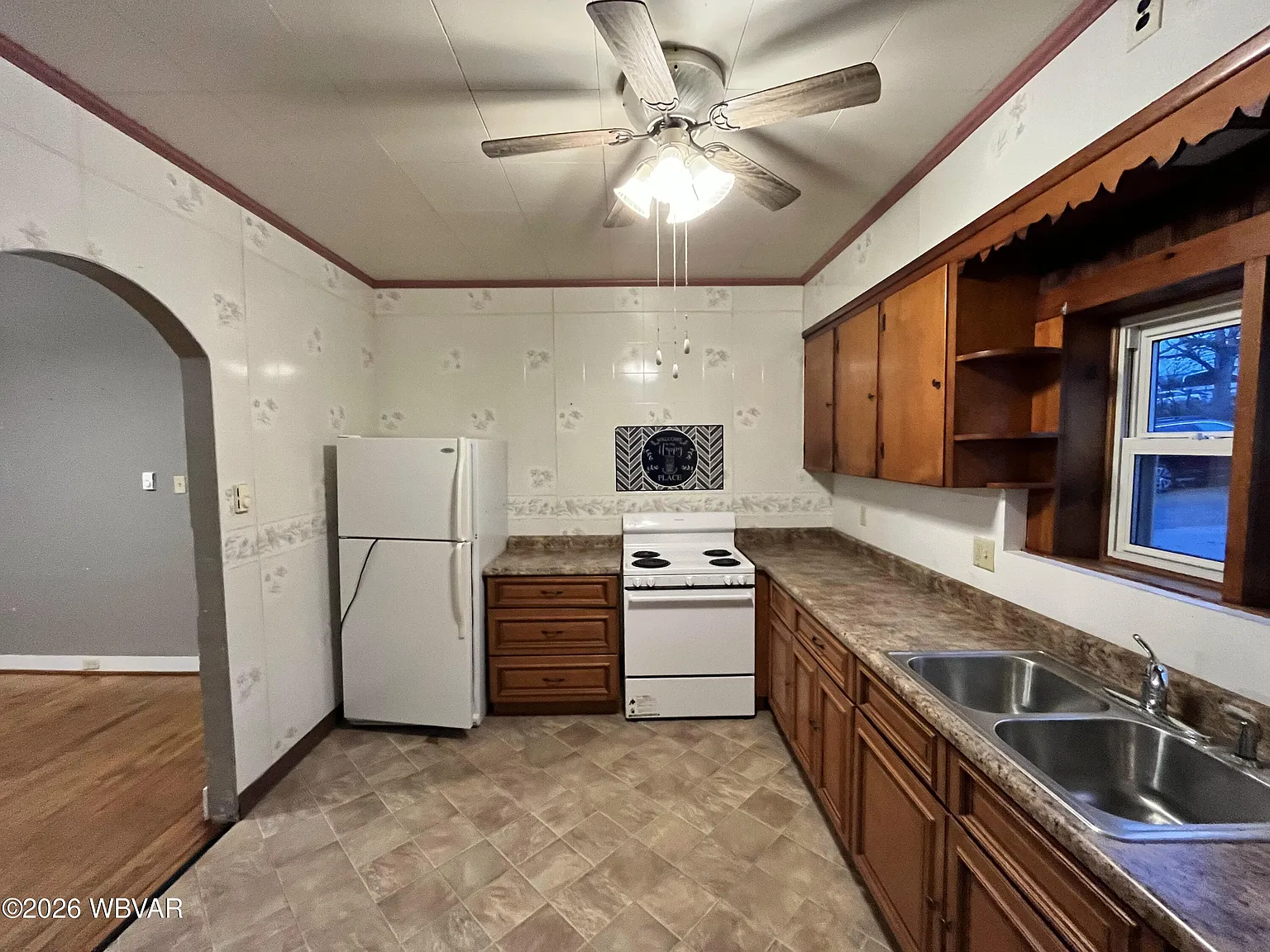 2 bed, 885 sqft, $950 — Photo 3