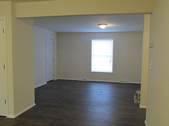 5th image of 3007 Themis St APT A