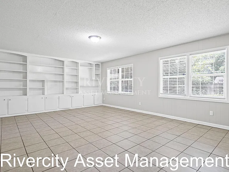 4828 Knight Arnold Rd — Photo 11