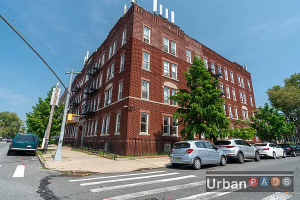 Rented by Urban Pads | media 10