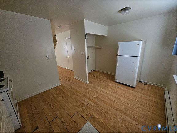 3rd image of 1316 Drewry St