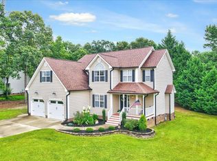 2800 White Rail Dr, Fuquay Varina, NC 27526