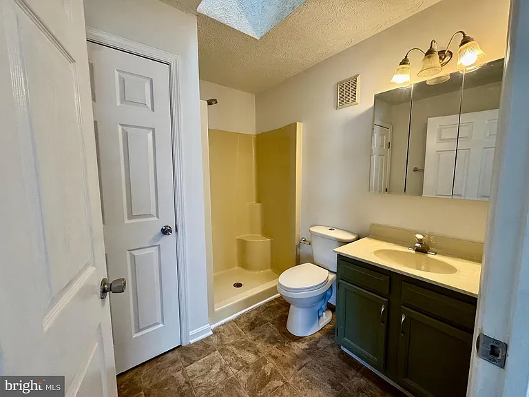 1290 Ox Rd #E9 — Photo 4