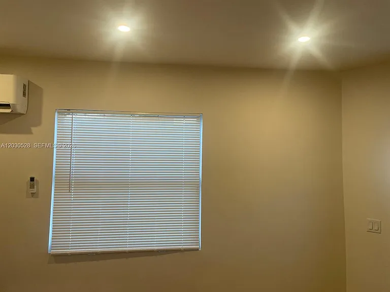 6801 SW 22nd St #- — Photo 7