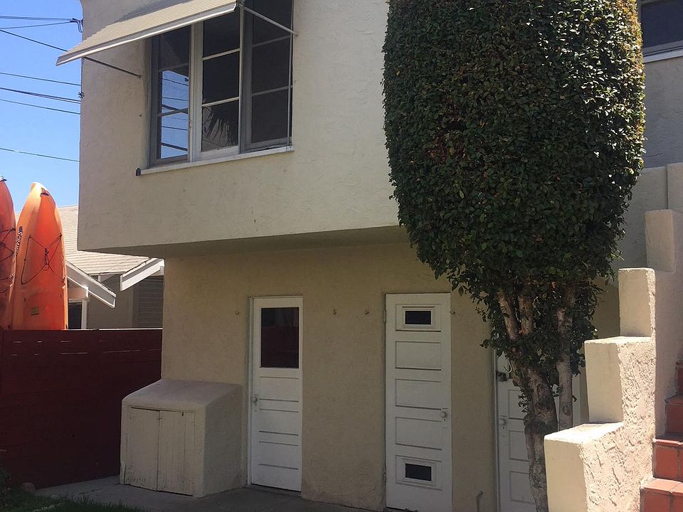 1st image of 682 Loma Ave