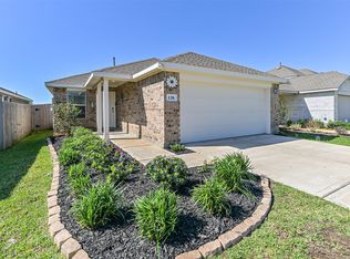 138 Austin Ln, Angleton, TX 77515