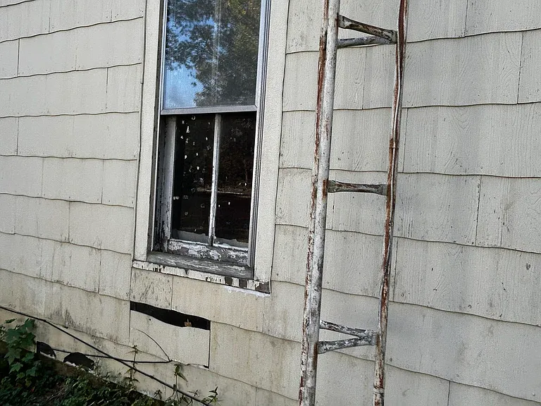 304 N Spruce St — Photo 30