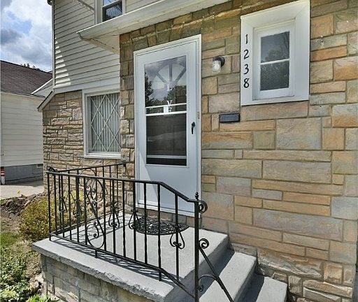 2nd image of 1238 Broadway Ave