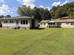 27 Upper Pinch Rd, Elkview, WV 25071