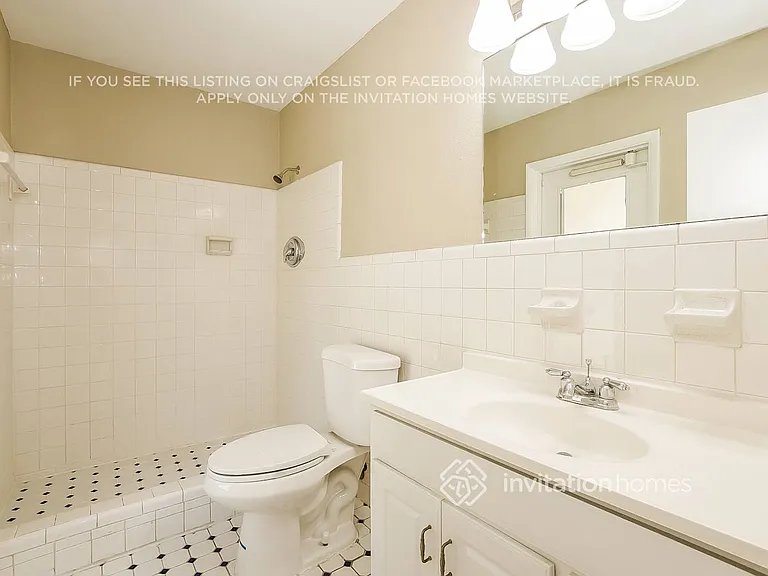 1324 W Hartley Cir — Photo 11
