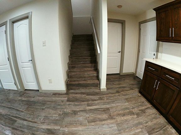 4th image of 401 N G St #4