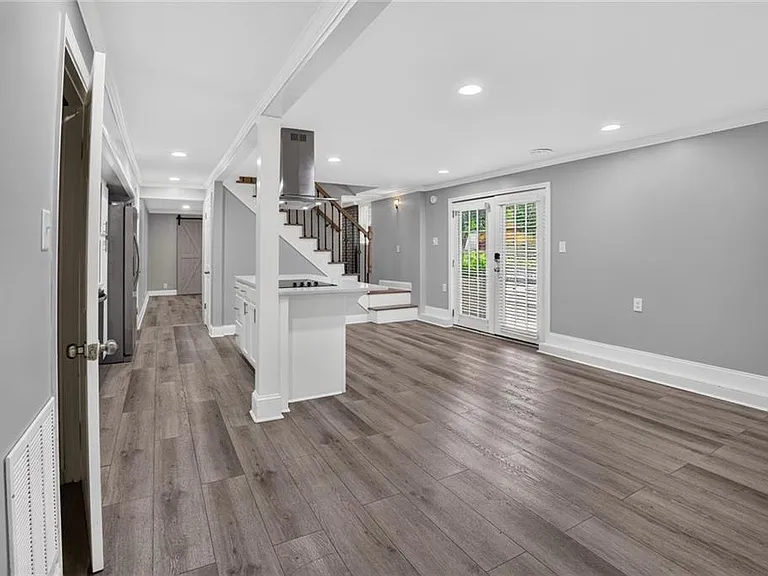 2982 Northbrook Dr — Photo 30
