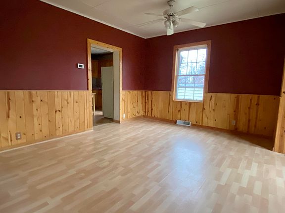 2nd image of 902 Court St