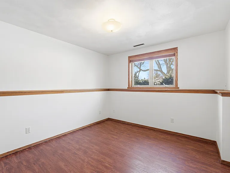 809 W Ridgeview Dr — Photo 7