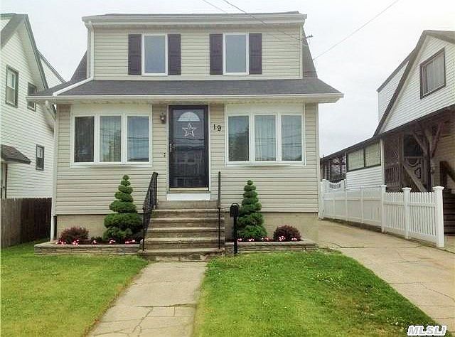 1st image of 19 Smith St