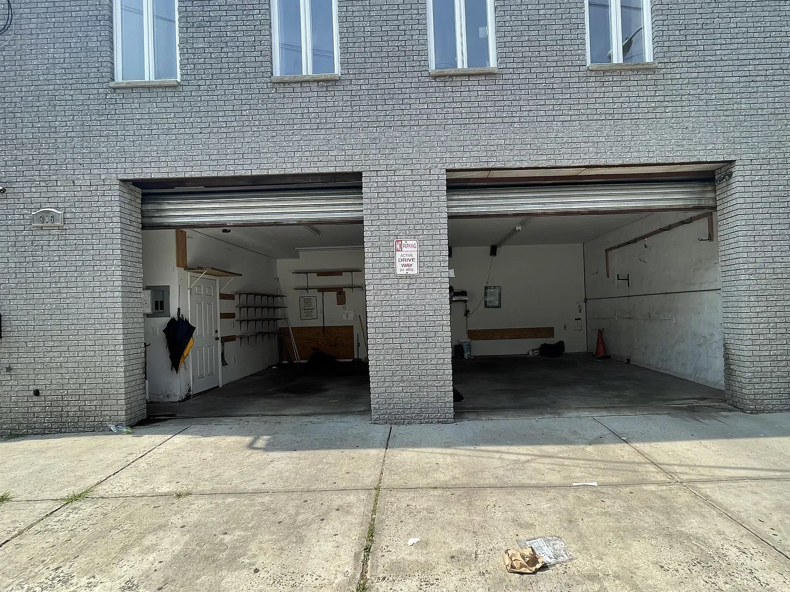 427-429 Martin Luther King Dr — Photo 1