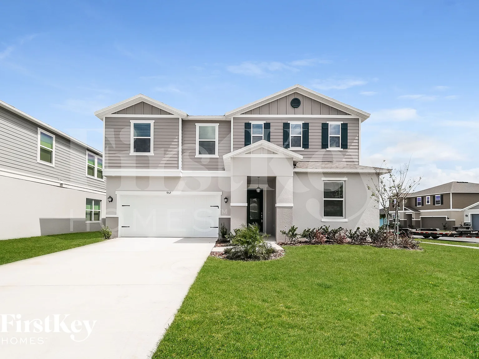 5 bed, 3.0 bath, 2566 sqft, $2,175 — Photo 1