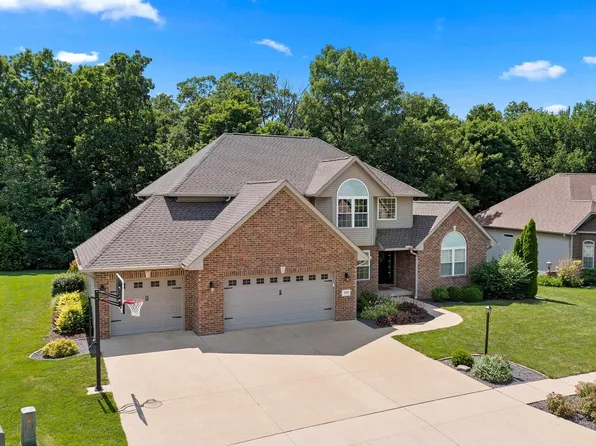 1800 Autumn Rdg, Washington, IL 61571