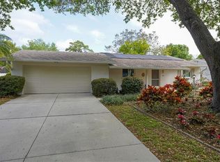2141 Pine Gardens Trl, Sarasota, FL 34231