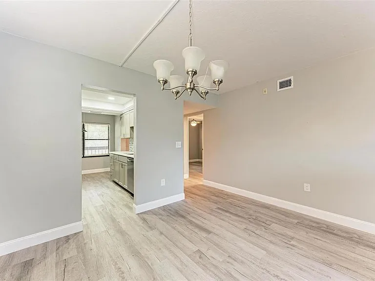 515 30th Ave W #H201 — Photo 15