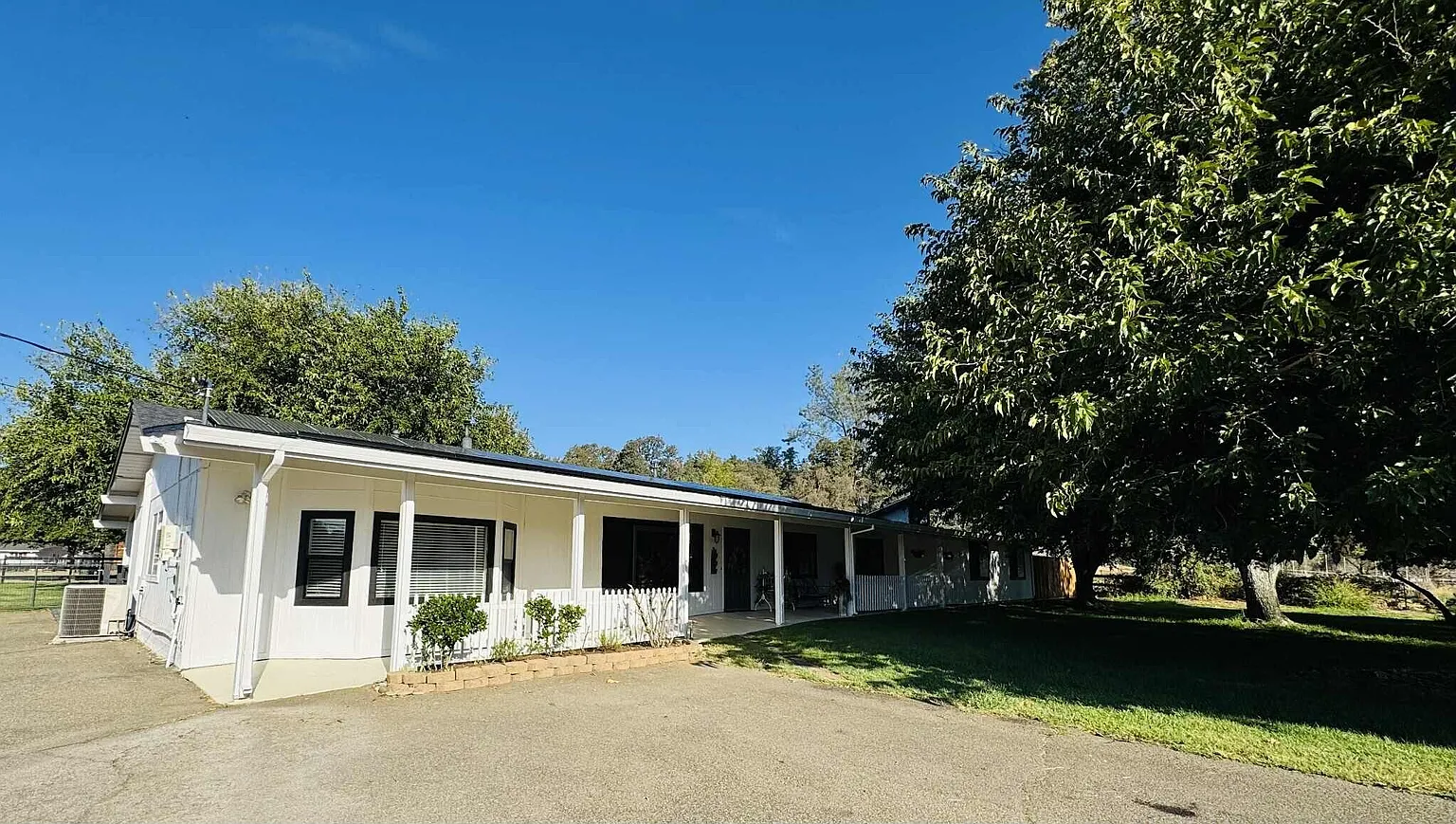 8596 Silver Bridge Rd photo 1