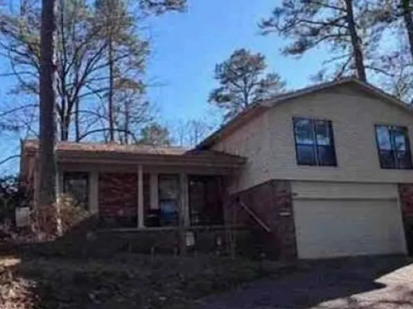 8215 Evergreen Dr, Little Rock, AR 72227