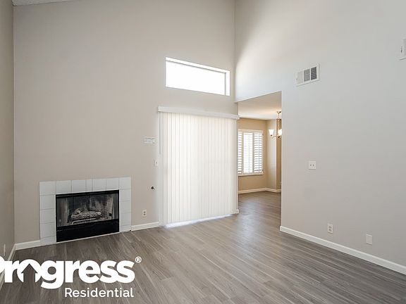 4th image of 3720 Calumet Farm Cir