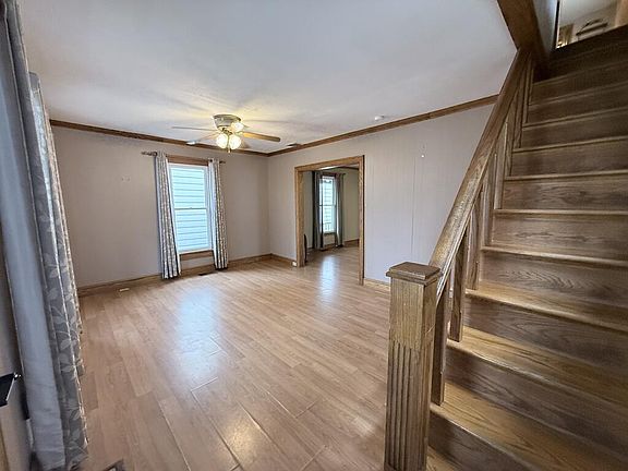 2nd image of 1431 Chestnut St