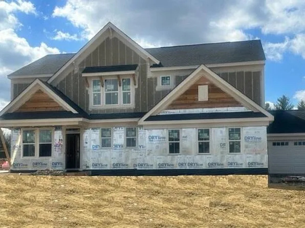 2401 Millie Dr, Hebron, KY 41048