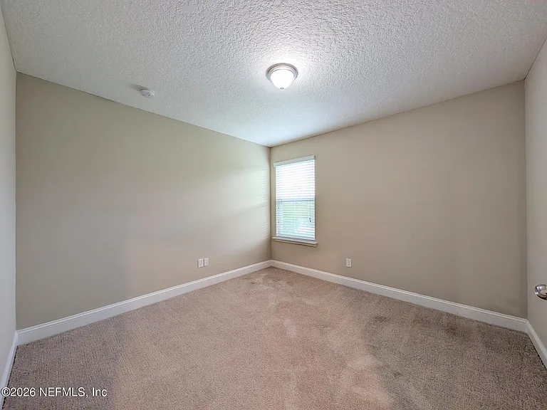 95 Silver Creek Place St — Photo 8