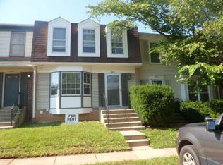 3805 Foxfield Ln, Fairfax, VA 22033