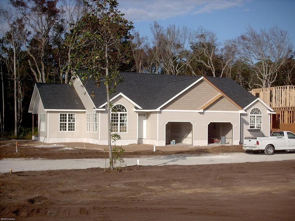 1st image of 511A 511A Village Green #511A