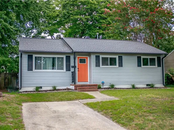 5 Kingslee Ln, Hampton, VA 23669