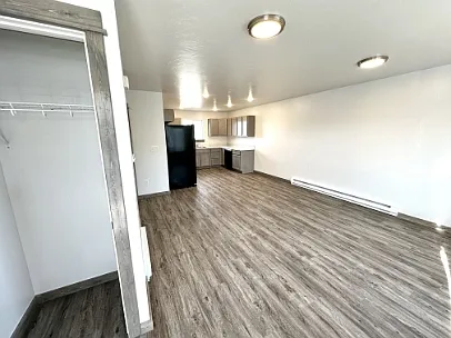 3193 Queen Anns St #3 — Photo 2
