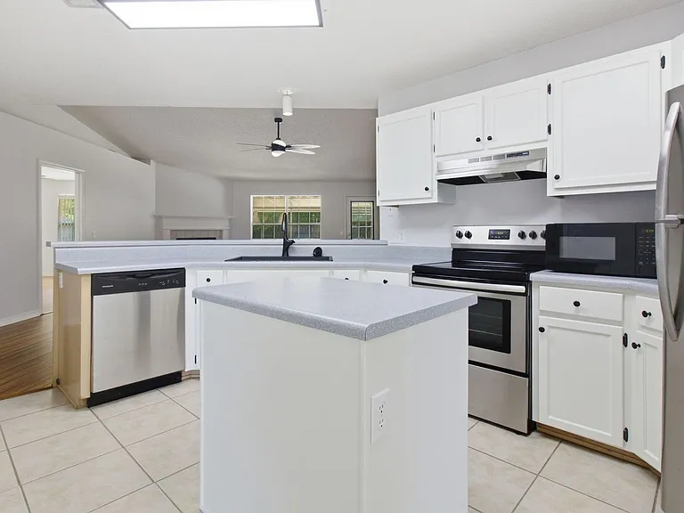 5135 Whitehurst Ln — Photo 11