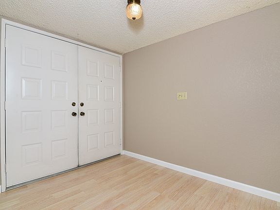 4th image of 8442 La Bounty Ct