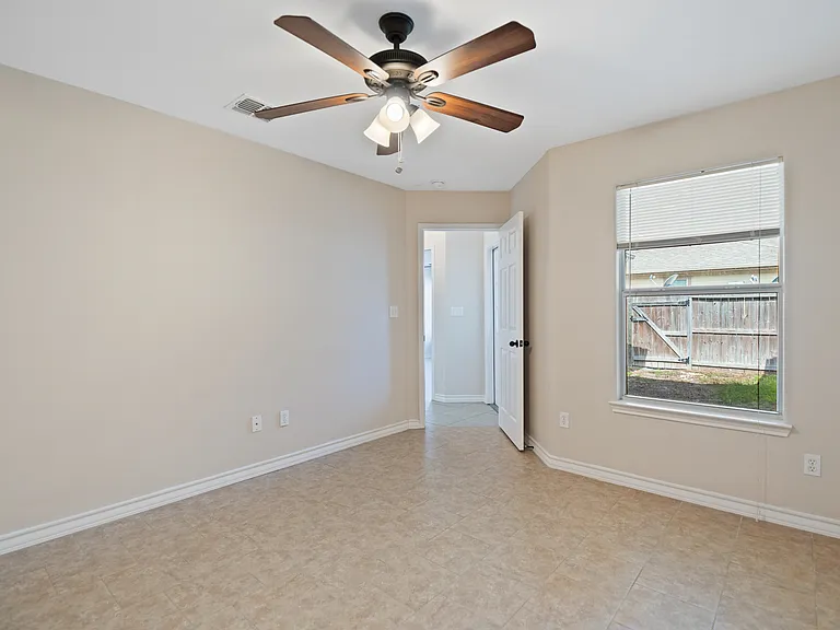 Secondary bedroom