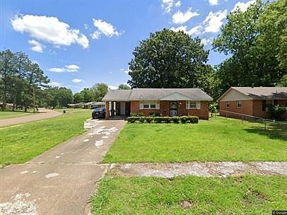 1st image of 1009 Spears St