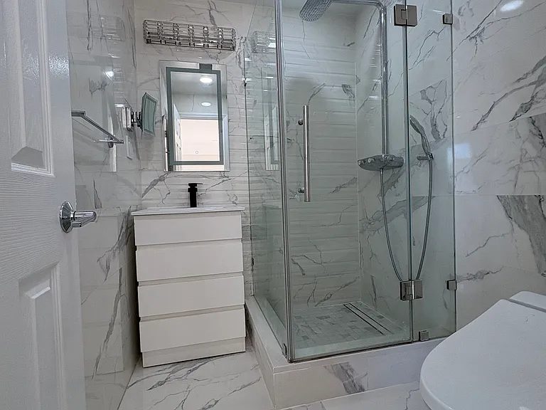 8 Rockville Ave #2 — Photo 7