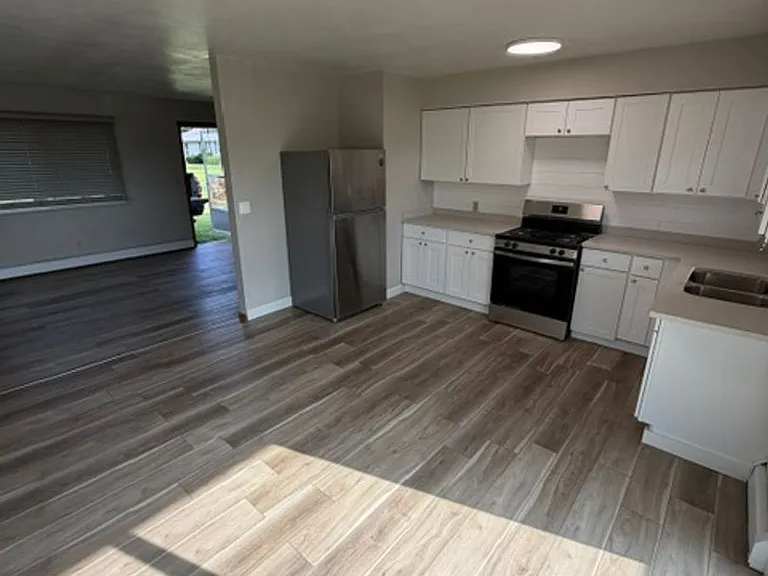 523 Mishler Rd — Photo 9