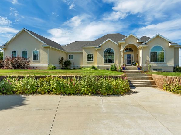 1768 E Park View Ln #B